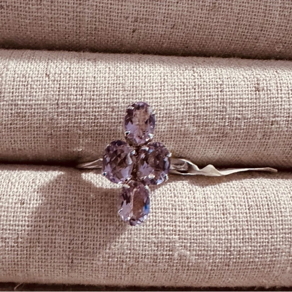 Vintage | Ring | Genuine Amethyst Ring in Silver - Picture 9 of 9